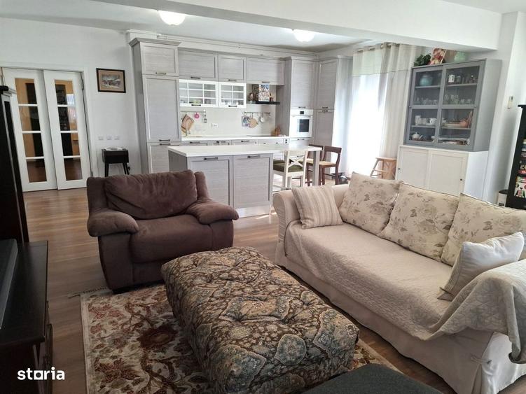 Apartament cu 3 camere decomandat în Orizont