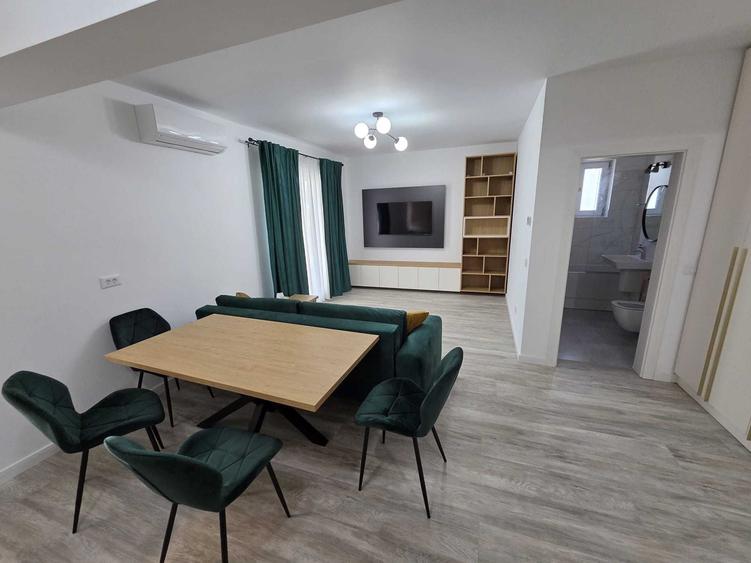 Apartament cu 2 camere decomandat în Central