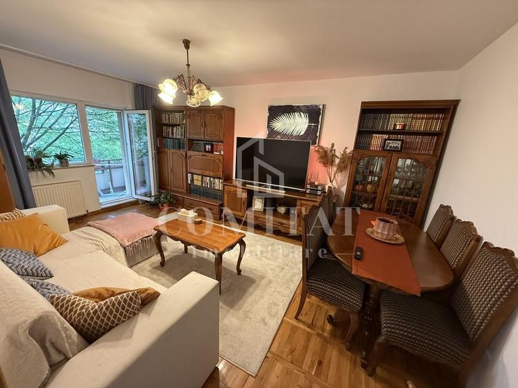 Apartament cu 4 camere decomandat, mobilat în Mărăști