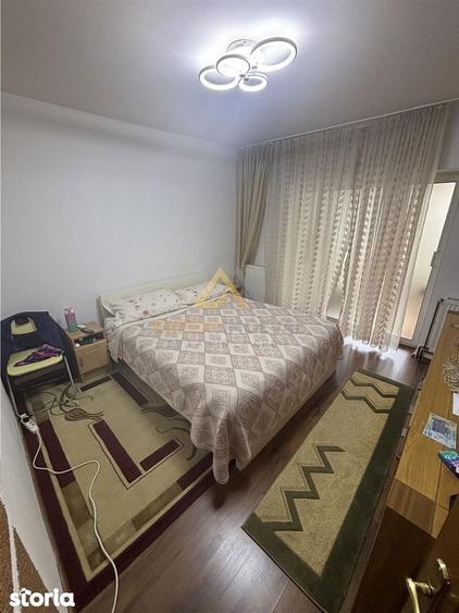 Apartament cu 4 camere în Vasile Alecsandri