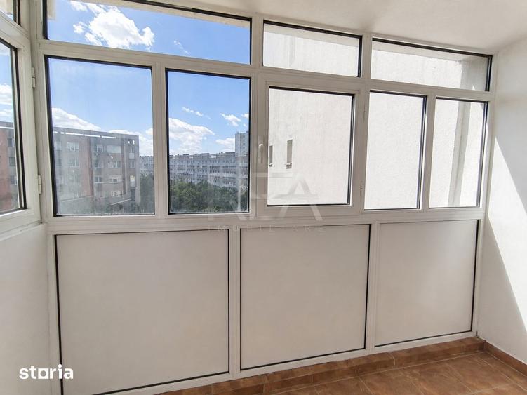 Apartament cu 2 camere semidecomandat, mobilat în Dristor