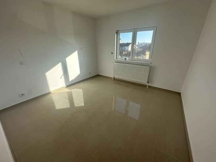 Apartament cu 3 camere decomandat în Blaj
