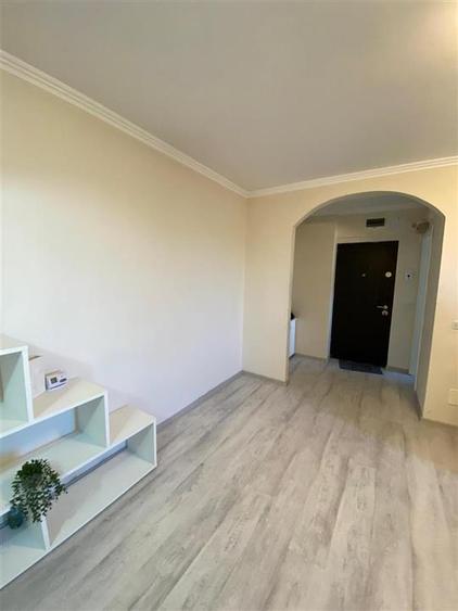 Apartament cu 2 camere semidecomandat în Ultracentral