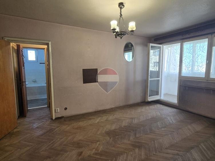 Apartament cu 2 camere semidecomandat în Titan