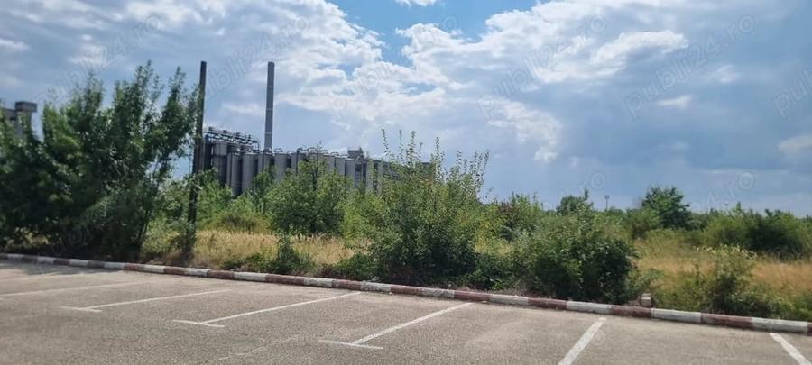 Teren de 21000 mp, în Bradu