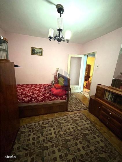 Apartament cu 2 camere semidecomandat în Hipodrom