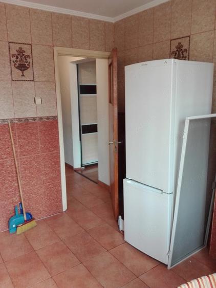 Garsonieră decomandată în Brâncoveanu