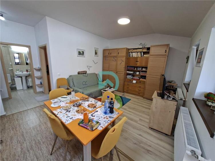 Apartament cu 2 camere decomandat în Sânpetru