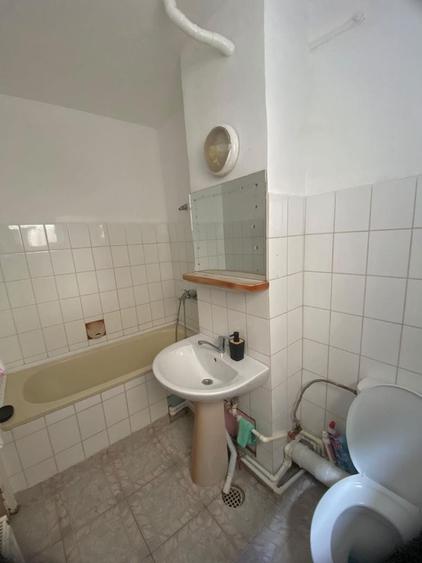 Casă cu 2 camere în Central