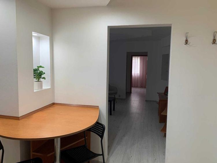 Apartament cu 2 camere semidecomandat în Gheorghe Lazăr