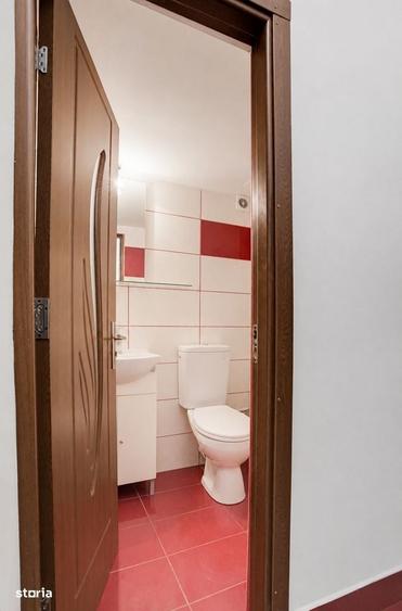 Casă cu 4 camere în Podul de Fier