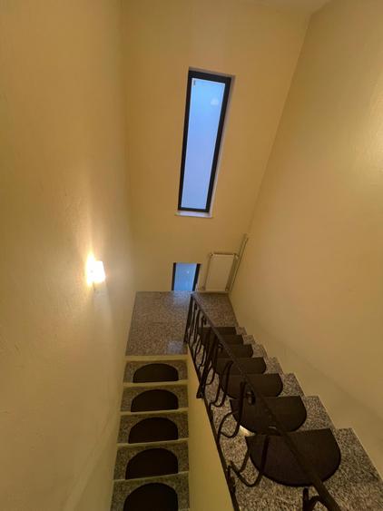 Casă cu 5 camere cu Canalizare în Gulia