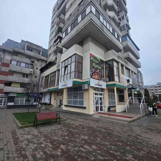 Spațiu comercial, de 267 mp, în Central