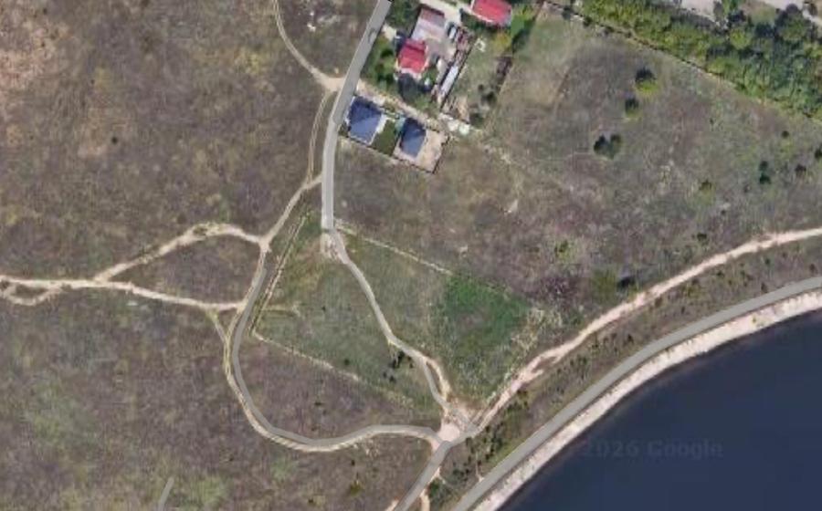 Teren Construcții intravilan de 10000 mp, în Lacul Morii