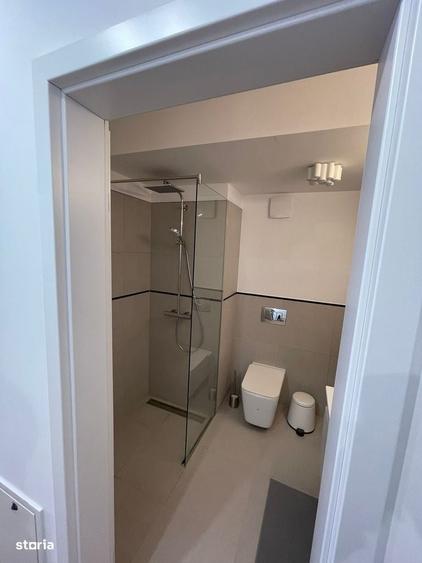 Apartament cu 3 camere în Jiului