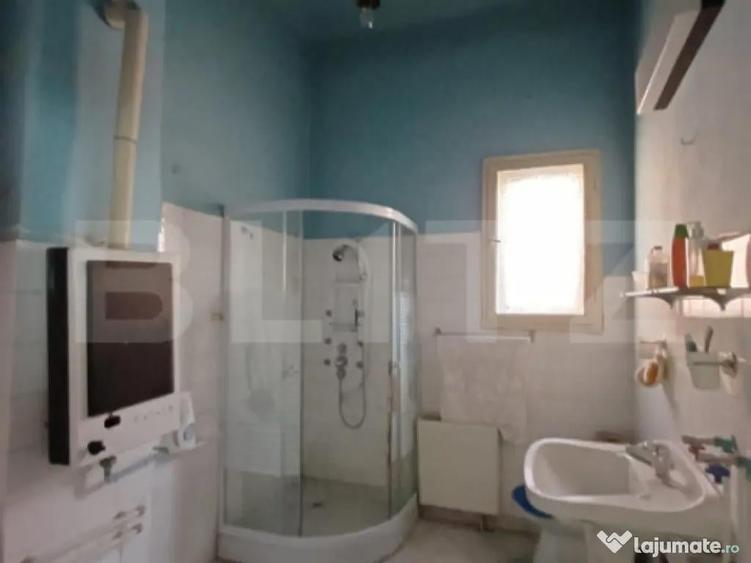 Casă cu 6 camere cu Teren 715 Mp în Turda
