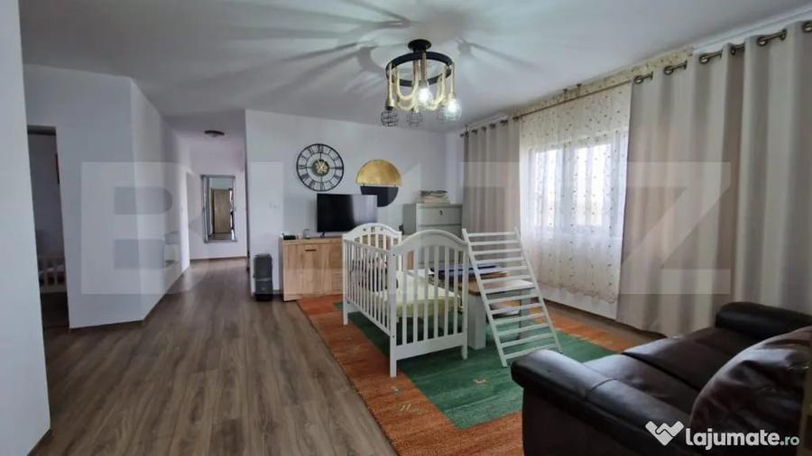 Casă cu 4 camere cu Teren 480 Mp în Cornești