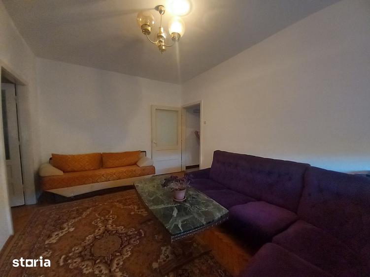 Apartament cu 2 camere nedecomandat în Orașul Vechi