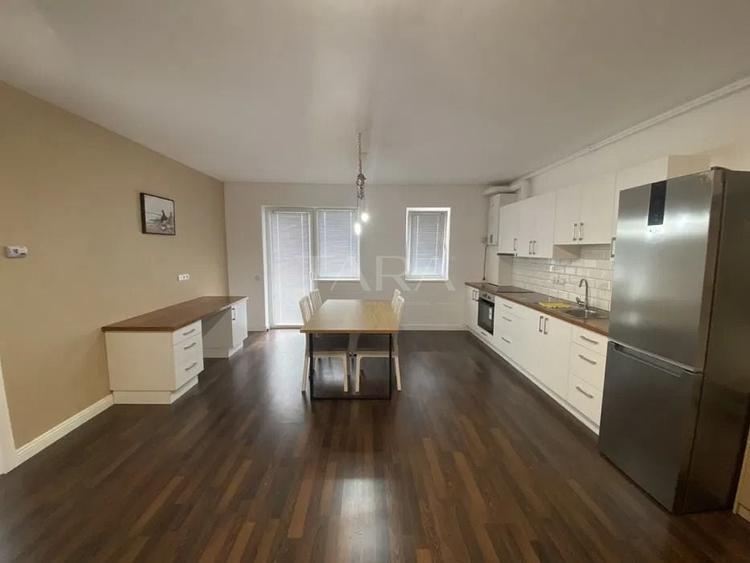 Apartament cu 2 camere decomandat, mobilat în Vest