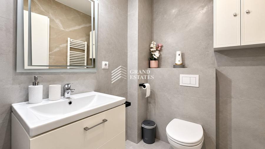 Apartament cu 2 camere decomandat, mobilat în Otopeni