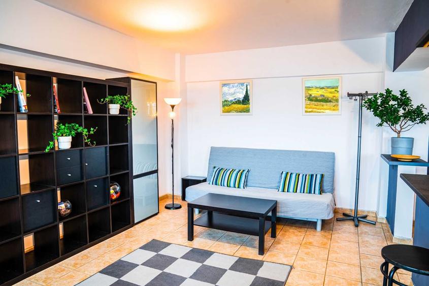 Apartament cu 2 camere semidecomandat în Amzei
