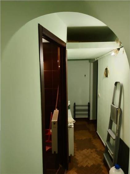 Apartament cu 3 camere decomandat în Exterior Est