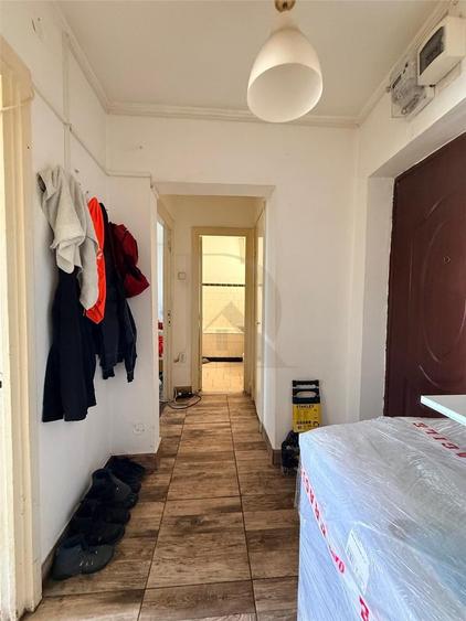 Apartament cu 2 camere decomandat în Centru Civic