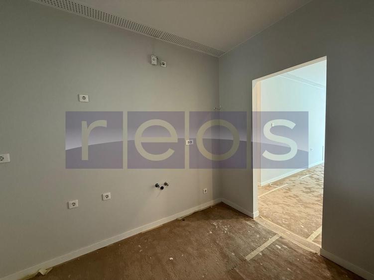 Apartament cu 3 camere în Străulești
