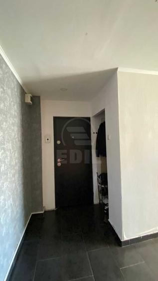 Apartament cu 2 camere decomandat în Plopilor
