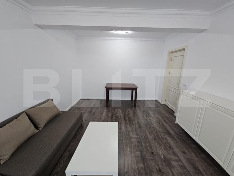 Apartament cu 3 camere decomandat, mobilat în Valea Lupului