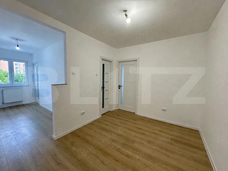 Vand apartament 2 camere - hol patrat - 56 mp - Dambu - 1