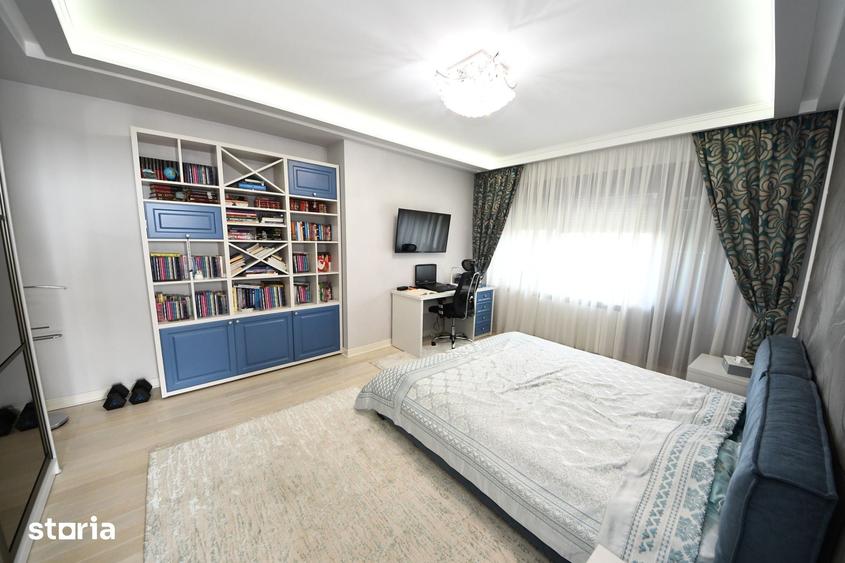 Casă cu 6 camere cu Teren 1470 Mp în Central