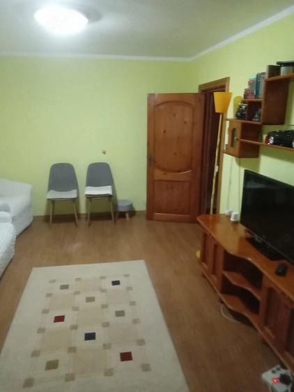 Apartament cu 2 camere decomandat în Brăilei