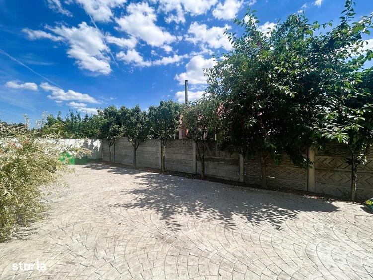 Casă cu 4 camere în Utvin