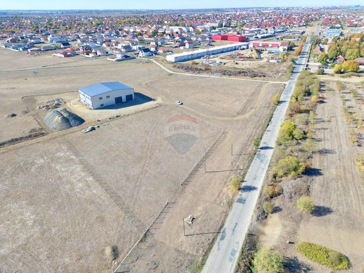 Teren Construcții intravilan de 4800 mp, în Vladimirescu