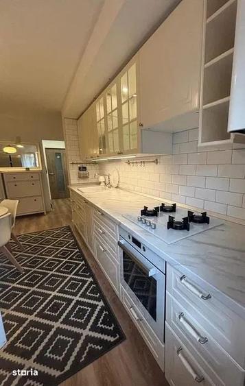 Apartament cu 3 camere decomandat în Dâmbul Rotund