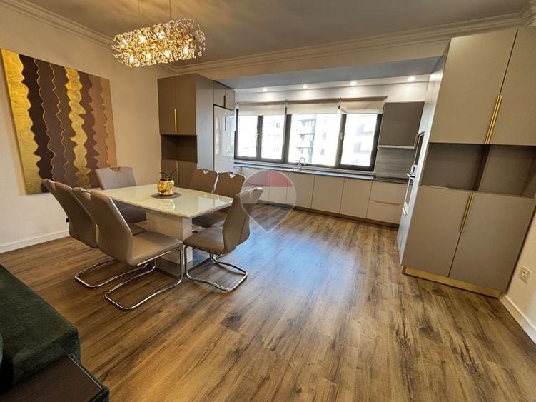 Apartament cu 2 camere decomandat în Central