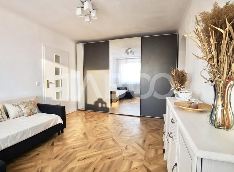 Apartament cu 3 camere semidecomandat, mobilat în Grigorescu
