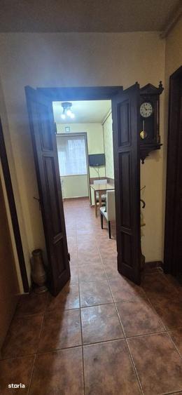 Apartament cu 2 camere semidecomandat în Vlahuță