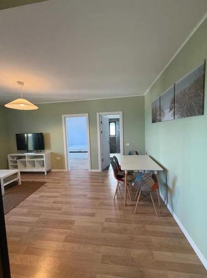Apartament cu 2 camere semidecomandat în Km 5