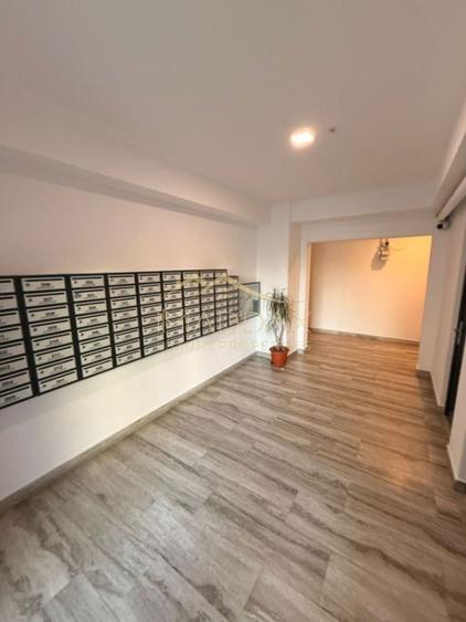 Apartament cu 2 camere, mobilat în Central