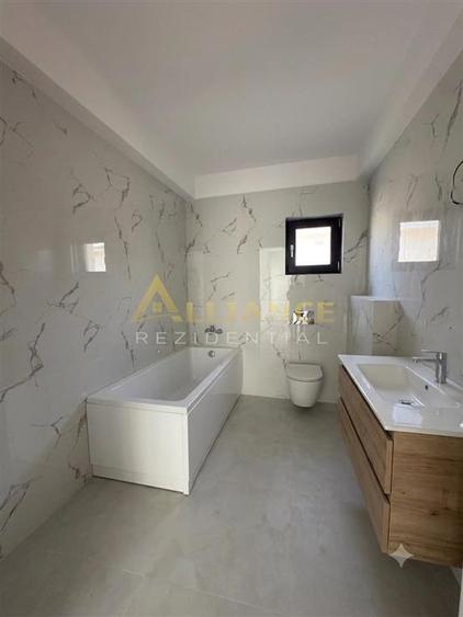 Casă individuală cu 4 camere cu Teren 427 Mp în Berceni