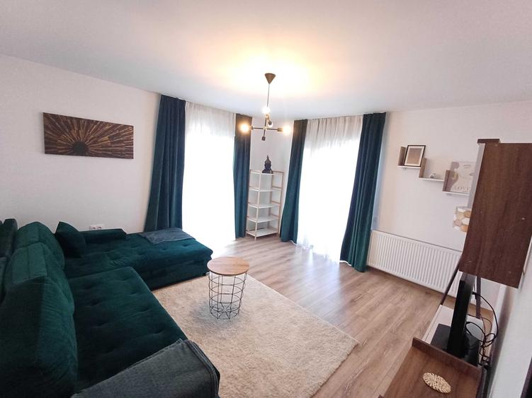 Apartament cu 2 camere decomandat în Central