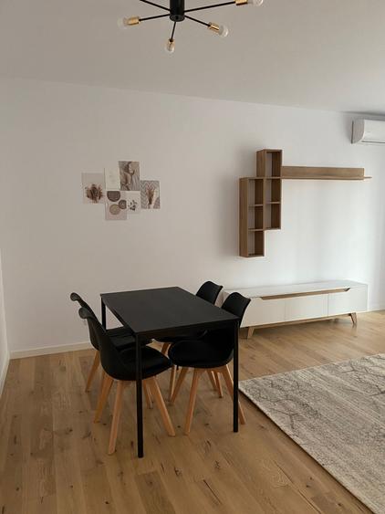 Apartament cu 2 camere semidecomandat, mobilat în Crângași