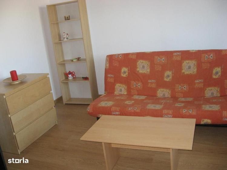 Iancului metrou stradal bl 1988 MONOLIT,DECOMANDAT ,BUCATARIE MARE - 1
