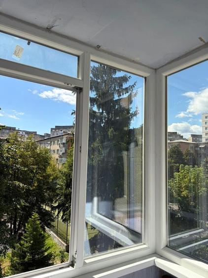 Apartament cu 2 camere decomandat în Ostroveni