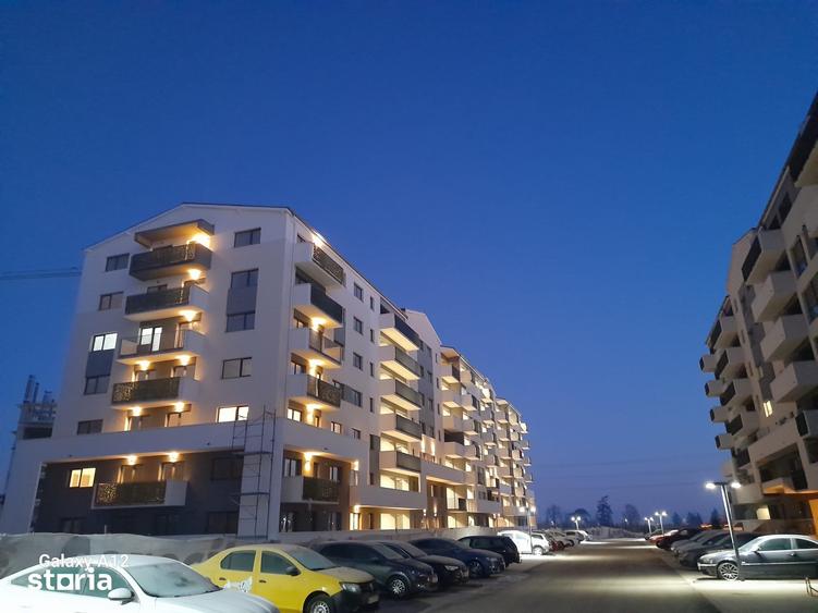 Apartament cu 3 camere în 13 Decembrie
