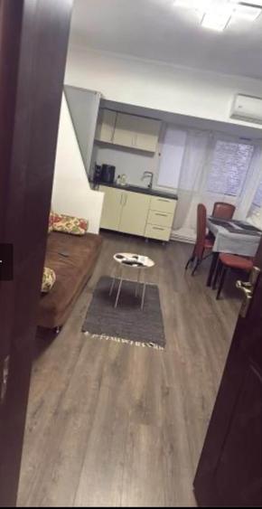 Apartament cu 2 camere semidecomandat în Inel I