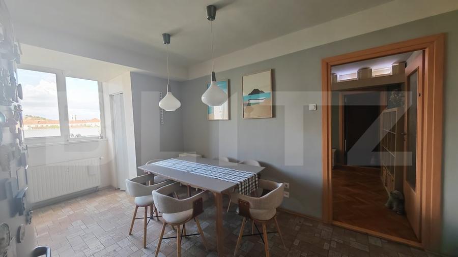 Apartament cu 3 camere semidecomandat, mobilat în Cantemir