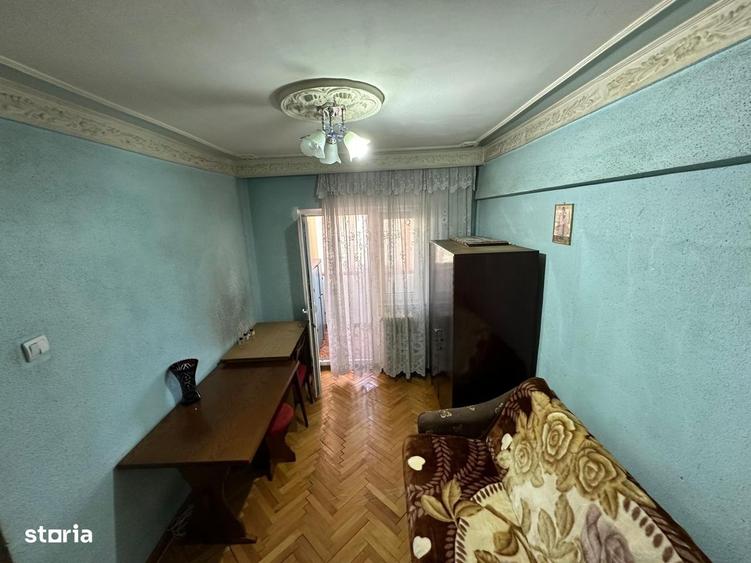 Apartament cu 3 camere în Albești